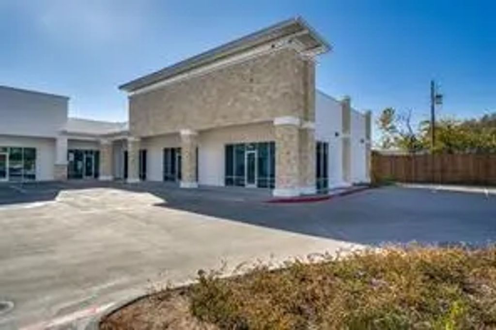 325 N Saginaw Boulevard, Saginaw