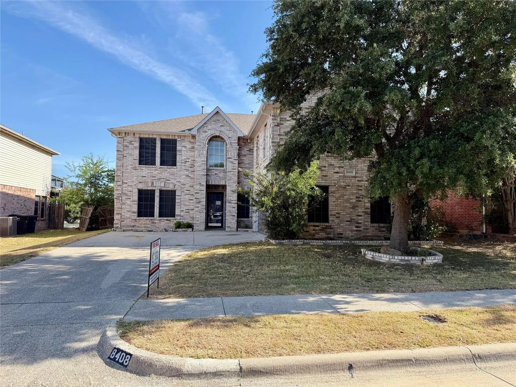 8408 Southern Prairie Drive, Fort Worth