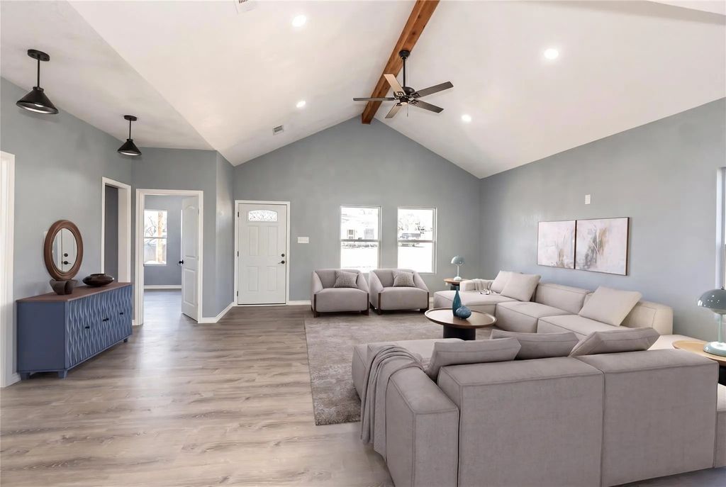 307 Bonham Street, Nocona