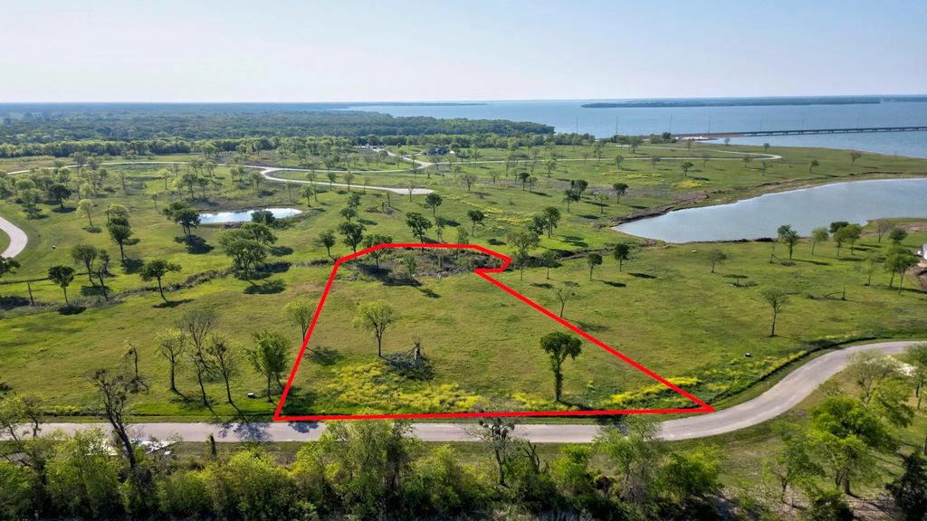 Lot 49 Chambers Bay, Corsicana