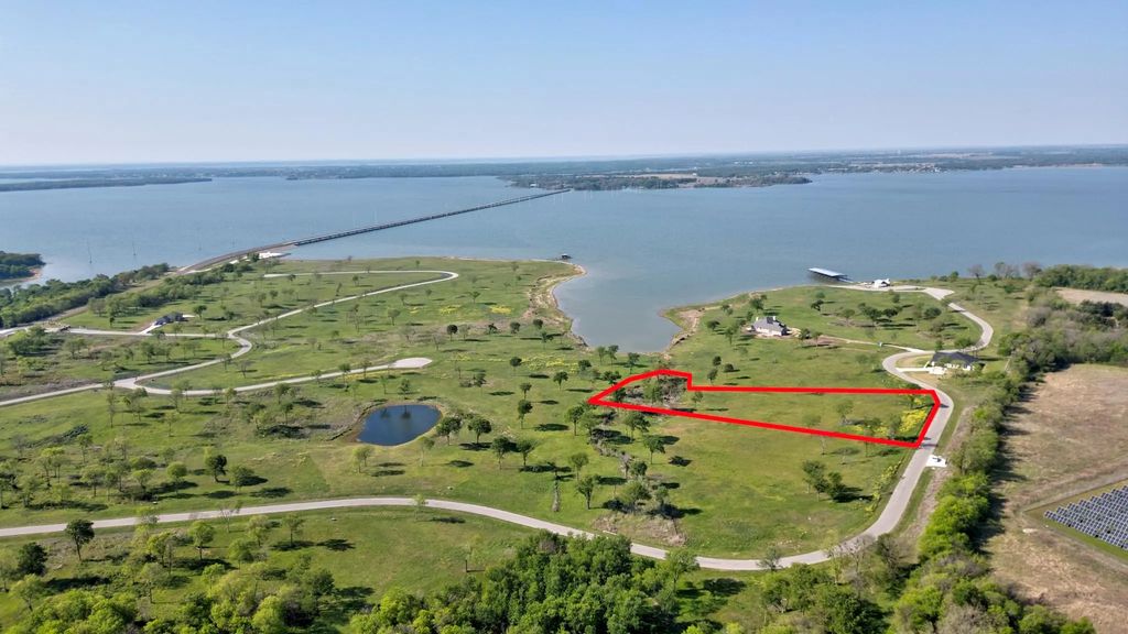 Lot 49 Chambers Bay, Corsicana