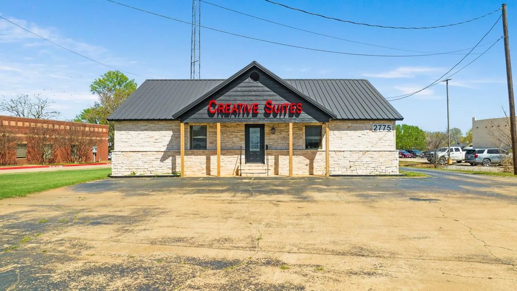 2775 Ne Loop 286 Highway, Paris