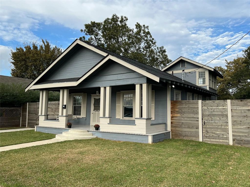 511 N Beaton Street, Corsicana