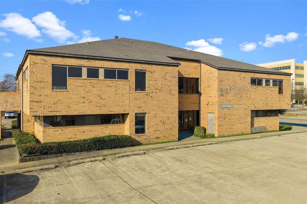 921 Texas Boulevard 2, Texarkana
