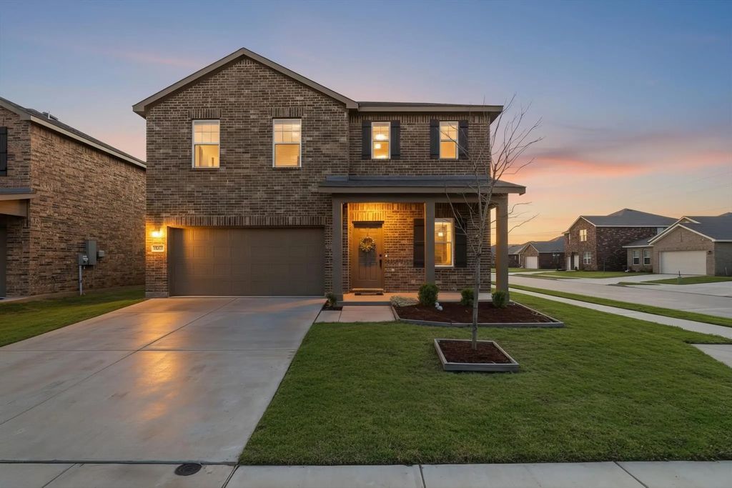 10361 Bridgetown Lane, Fort Worth