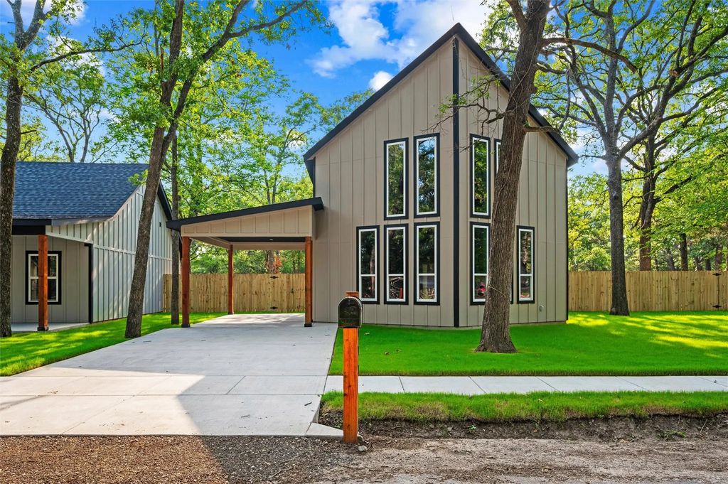 199 Seagrove Lane, Quinlan