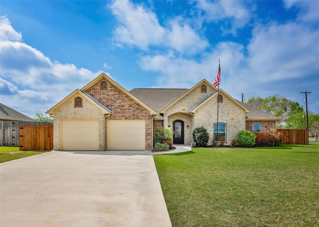 700 Mary Lee Lane, Collinsville