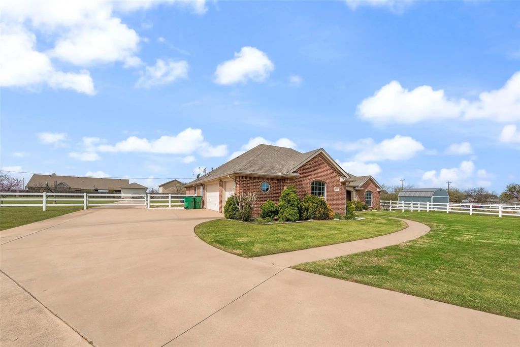 14001 Oak Bark Drive, Haslet