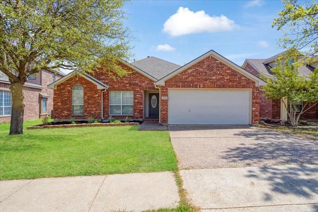 608 Lake Village Drive, McKinney