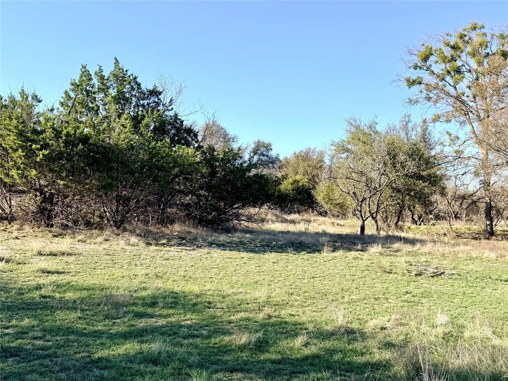 65 County Road 406, Goldthwaite