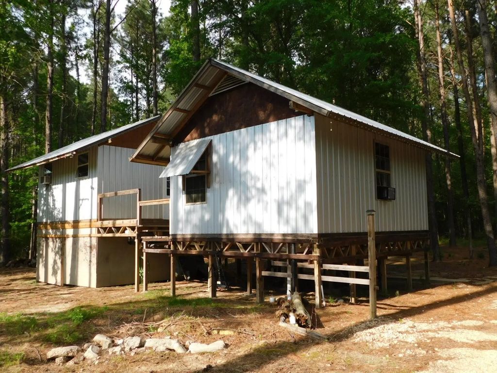 165 Rosewood Road, Springhill