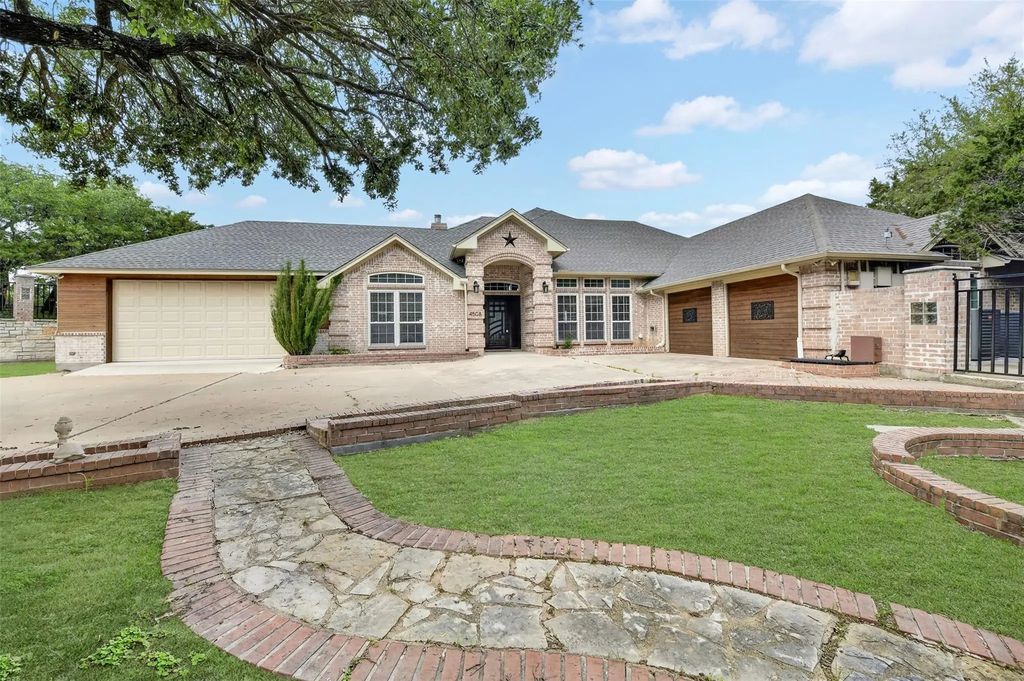4508 Chavez Court, Granbury