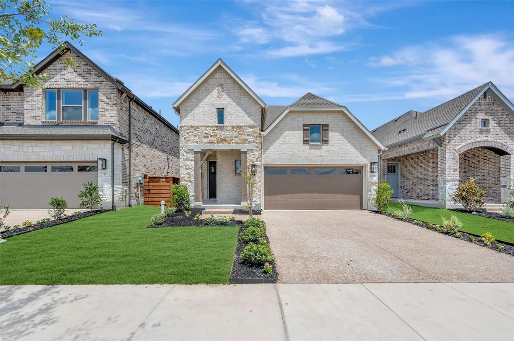 1733 Mosaic Way, Mesquite