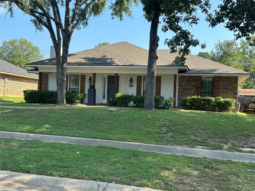 9319 Lytham Drive, Shreveport