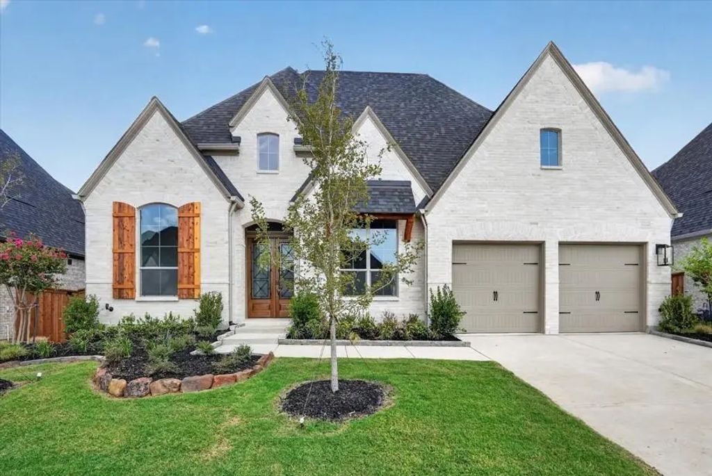 837 Bridle Path Parkway, Aubrey