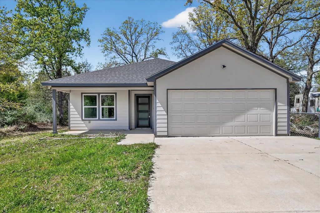 8591 Double Bridge Road, Mabank
