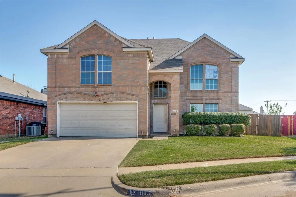 613 Prairie Gulch Drive, Fort Worth