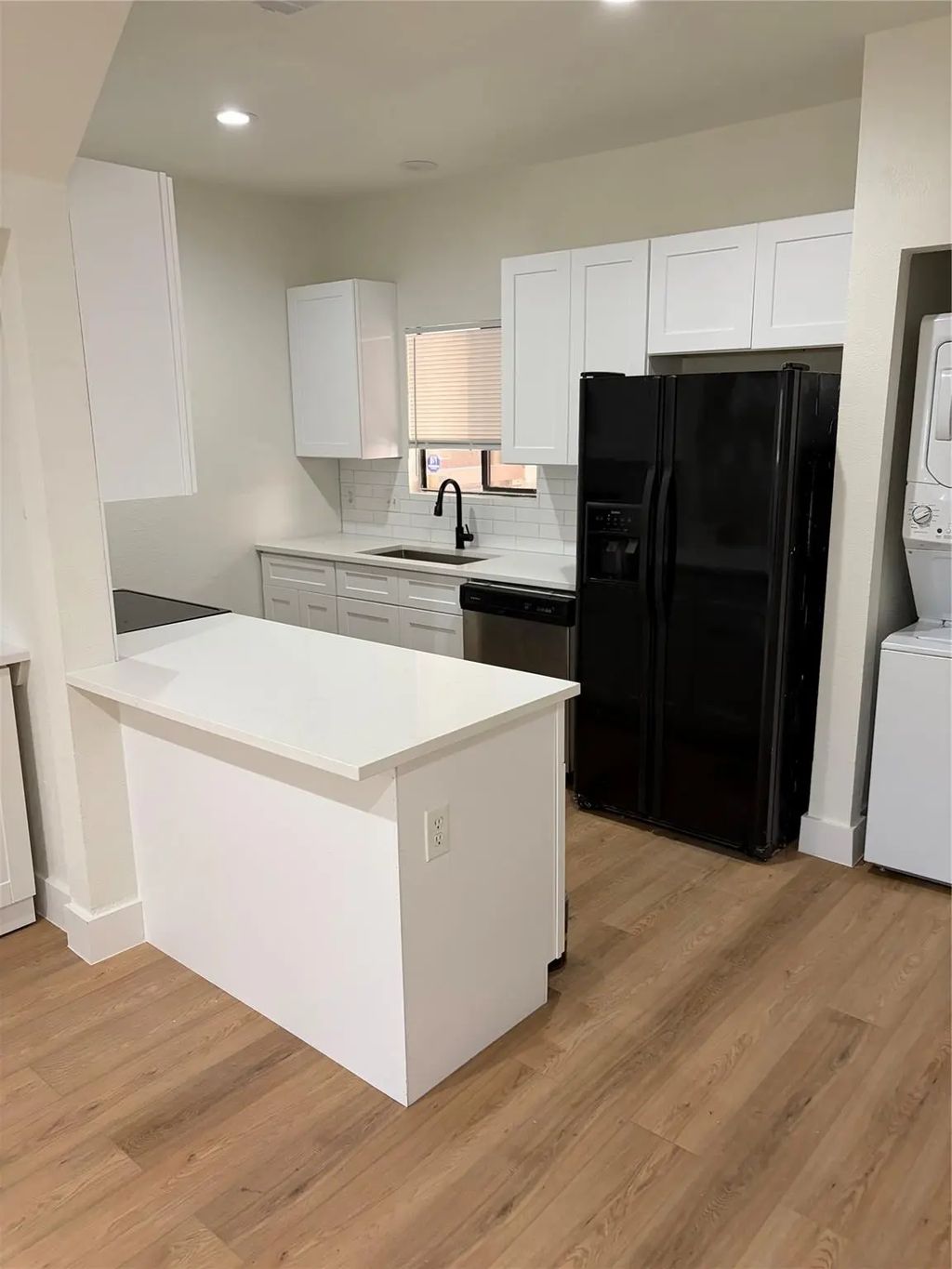 5550 Spring Valley Road E23, Dallas