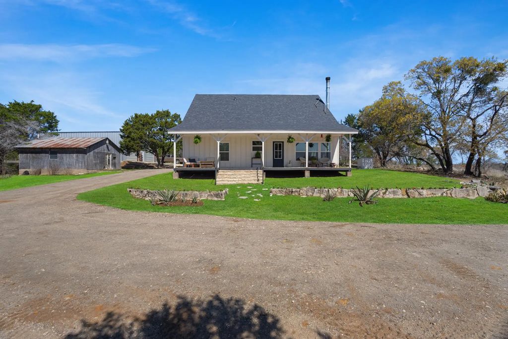 4700 Rock Church Highway, Tolar
