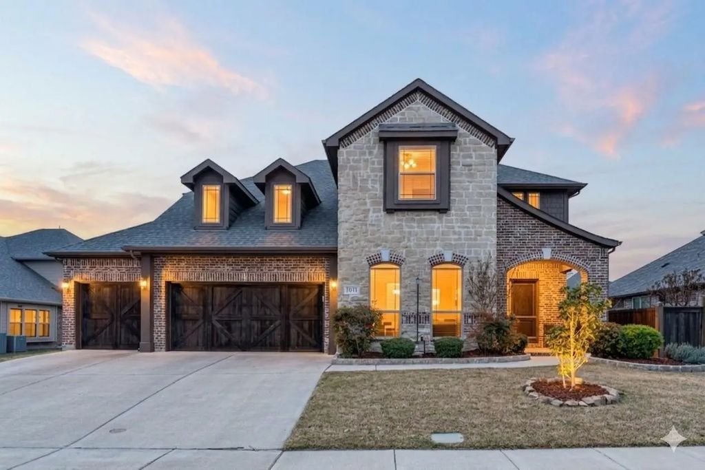 1011 Walford Drive, Forney