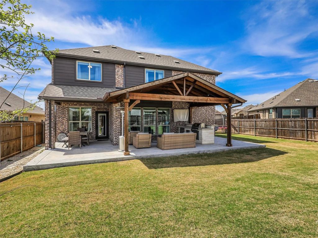 1216 Tree Shadow Lane, Anna