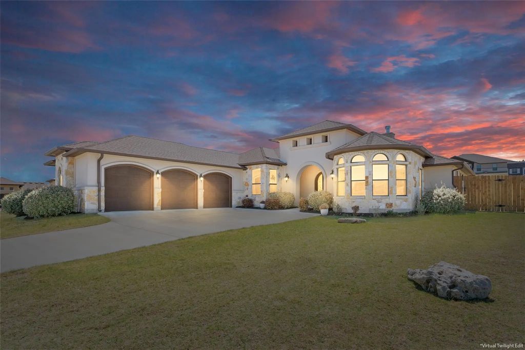 1007 Saddle Bluff Drive, Salado