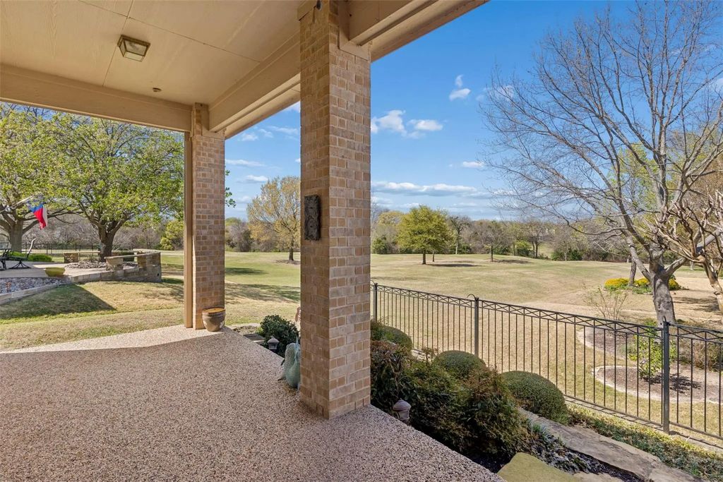 379 Southern Hills Drive, Fairview