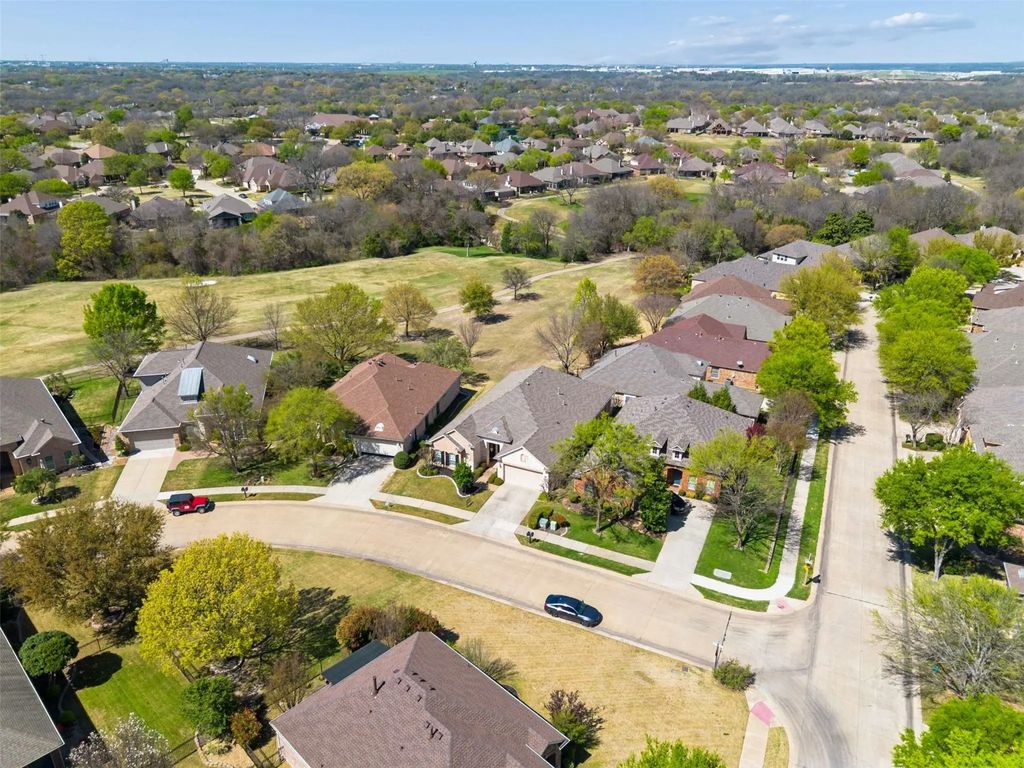 379 Southern Hills Drive, Fairview