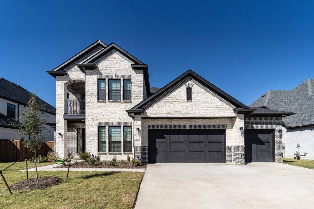 1814 Costa Verde Drive, McLendon Chisholm