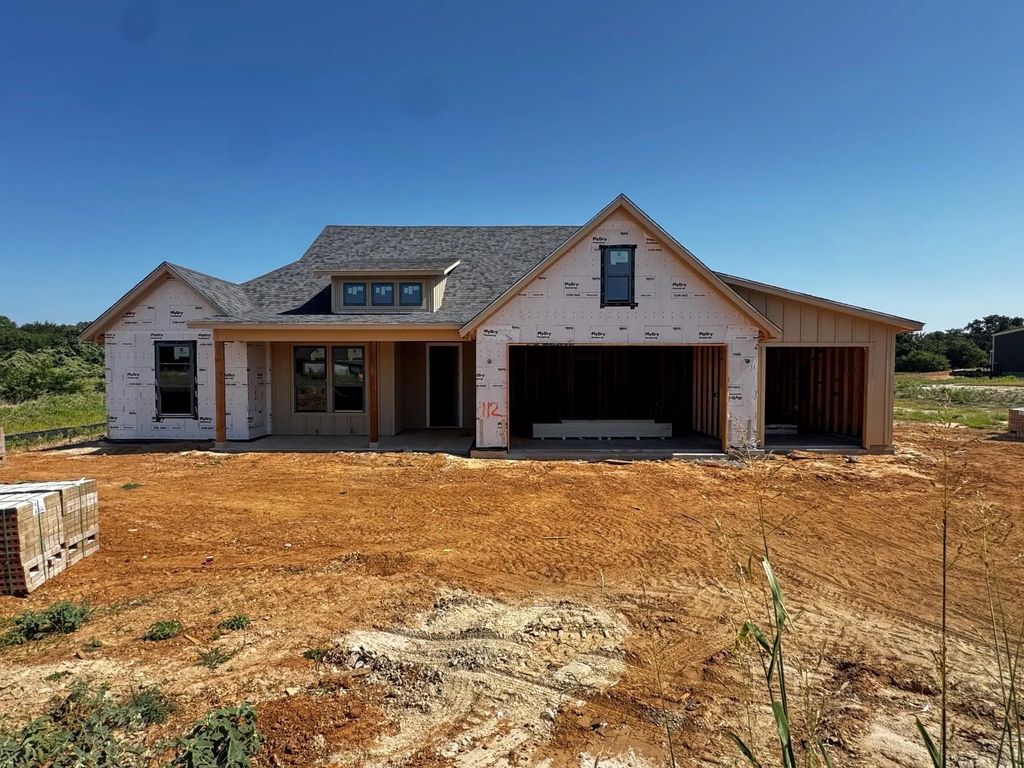 112 Loveta Lane, Boyd