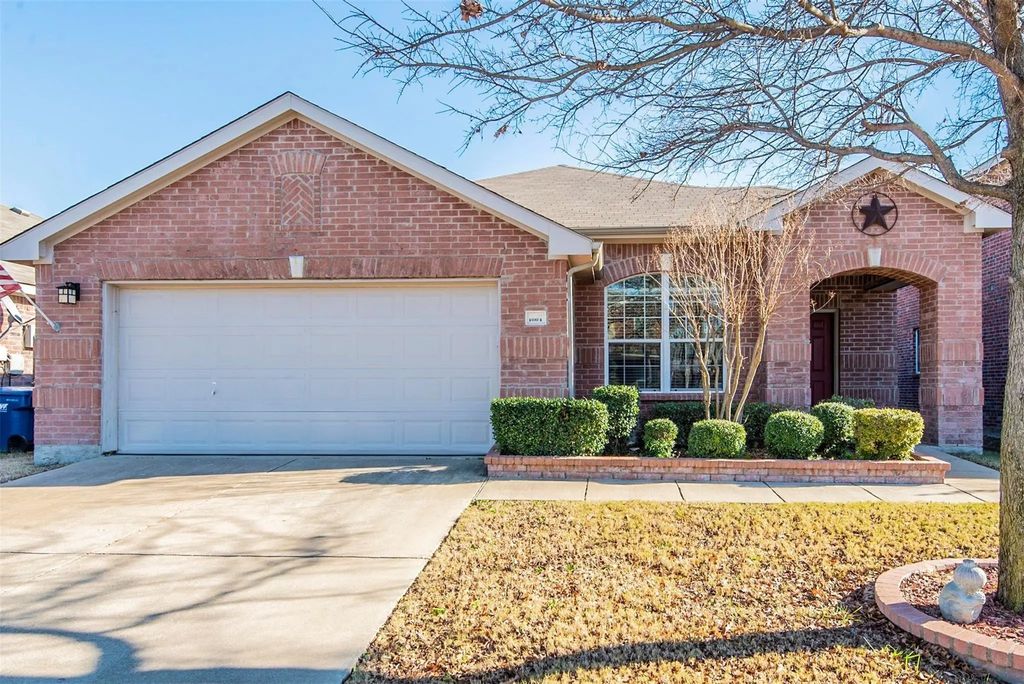 1004 Concan Drive, Forney