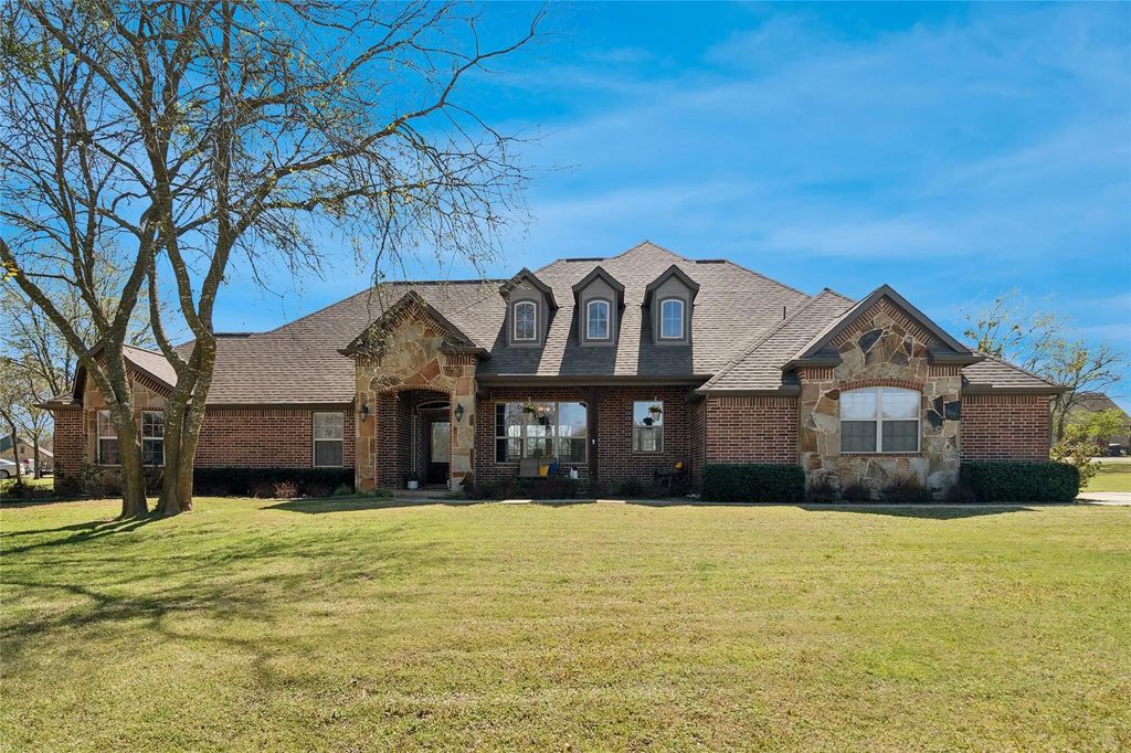 82 Forest Hills Circle, Gunter