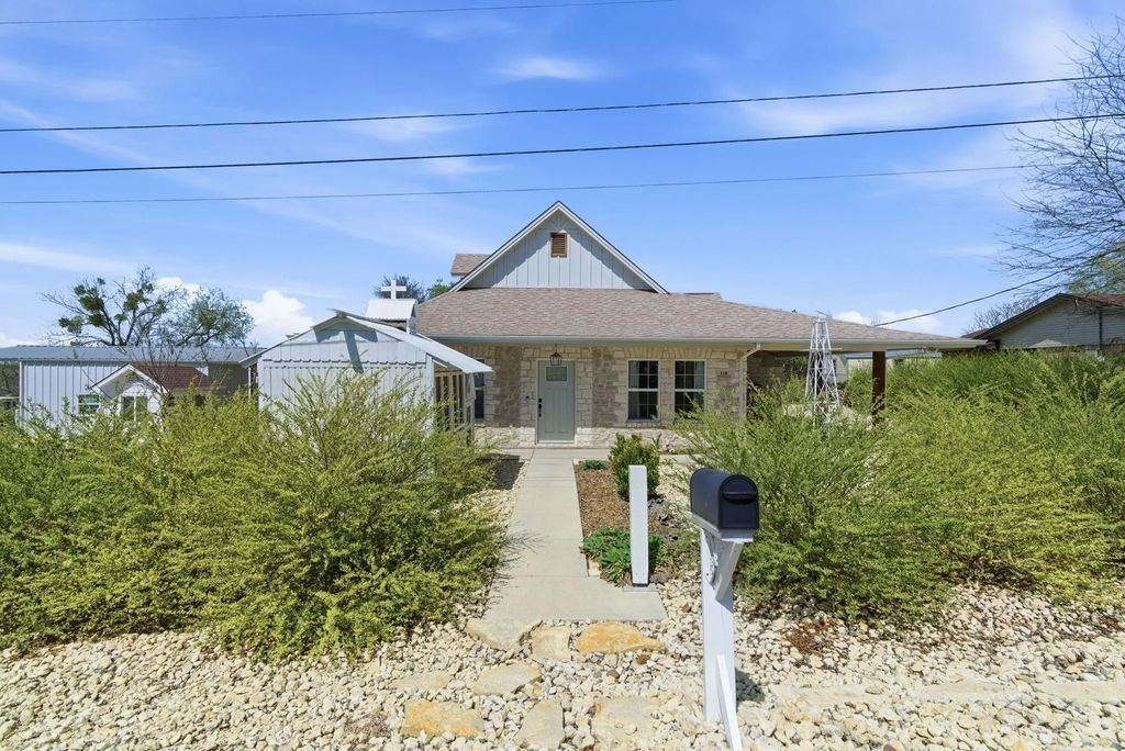 118 W Heath Street, Hico