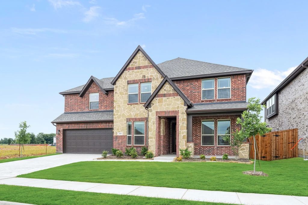 208 Sweetwater Drive, Commerce
