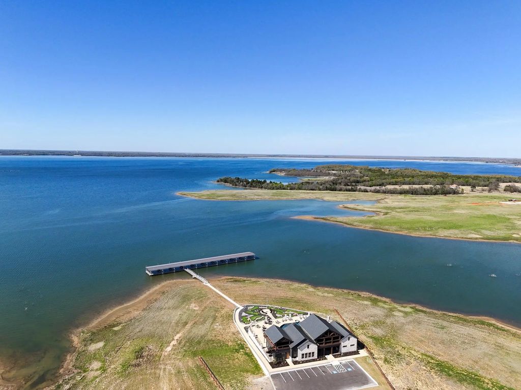 532 Lakeshore Terrace, Windom