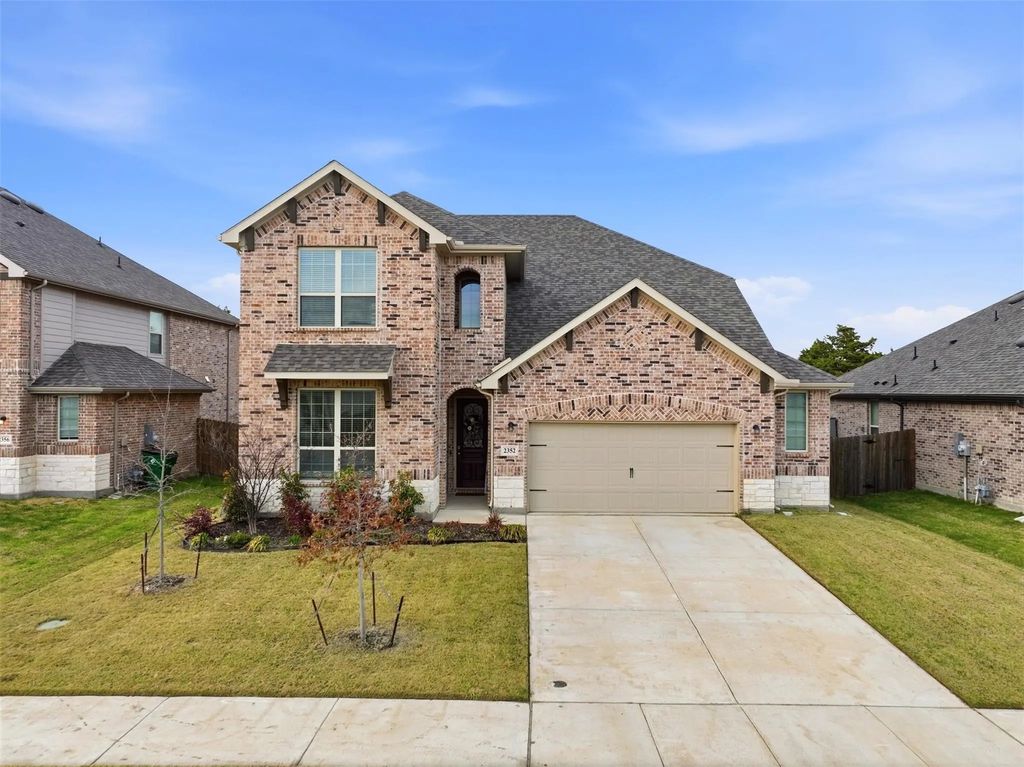 2352 High Plain Lane, Waxahachie
