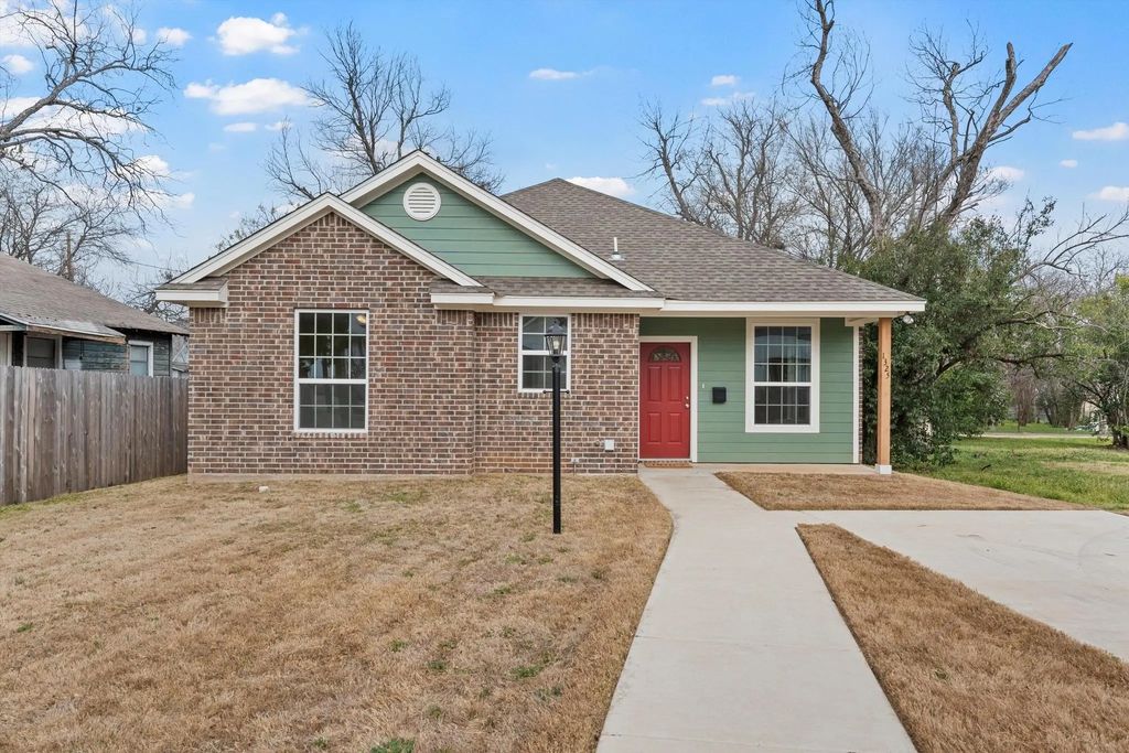 1325 N 11th Street, Waco
