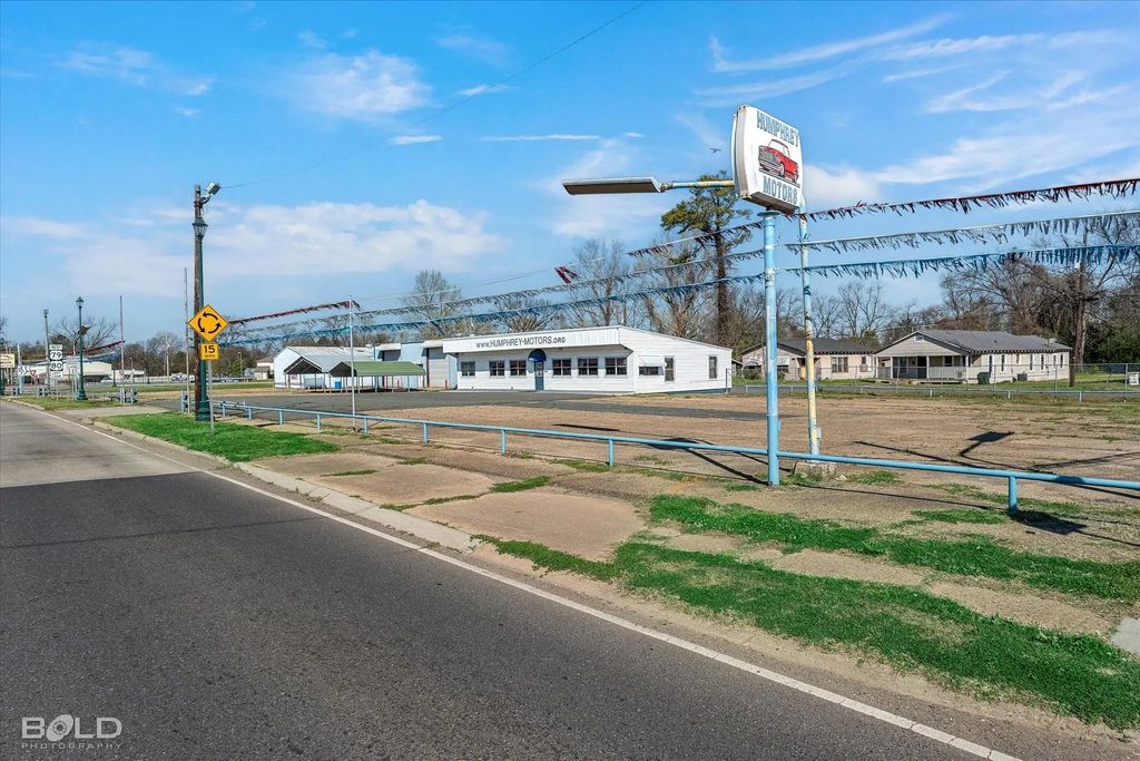 1615 E Texas Street, Bossier City