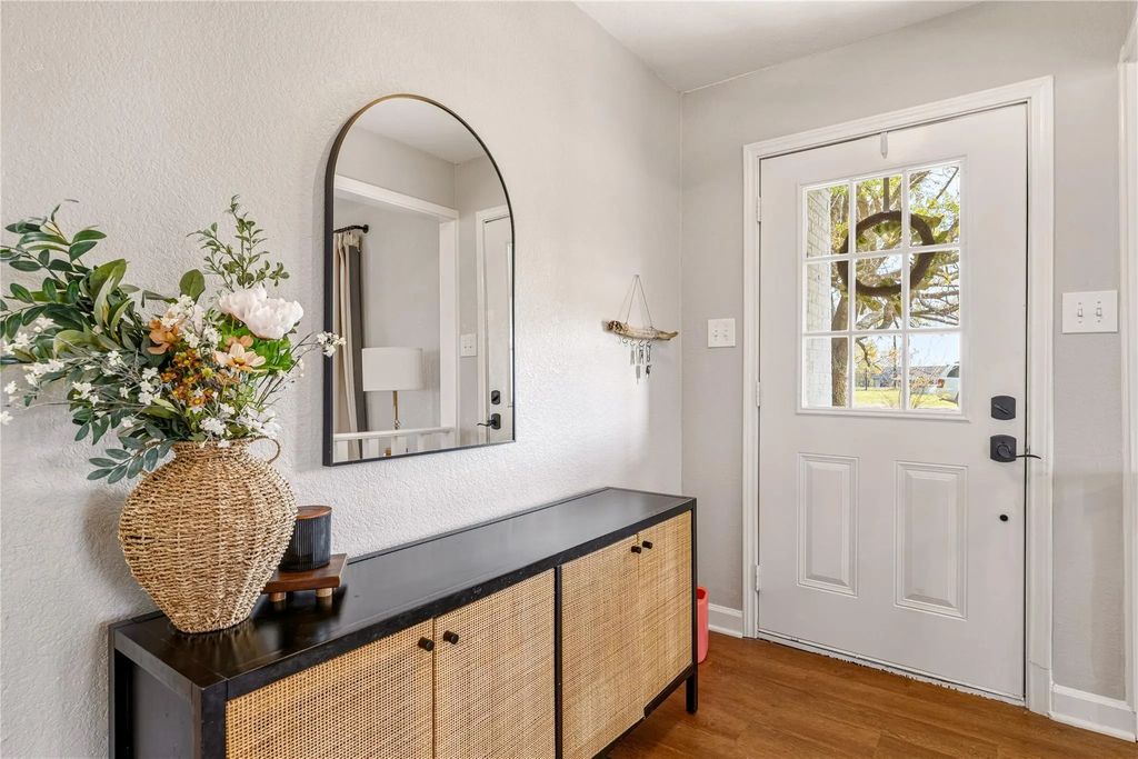 2566 Southwinds Drive, Lorena