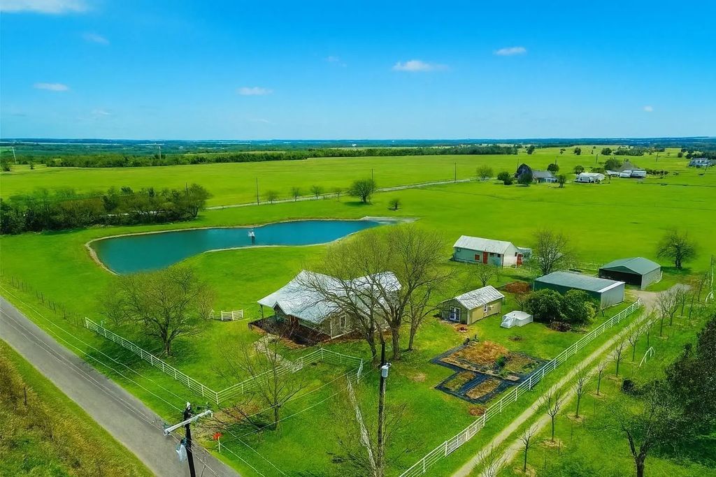 2196 Bledsoe Road, Gunter