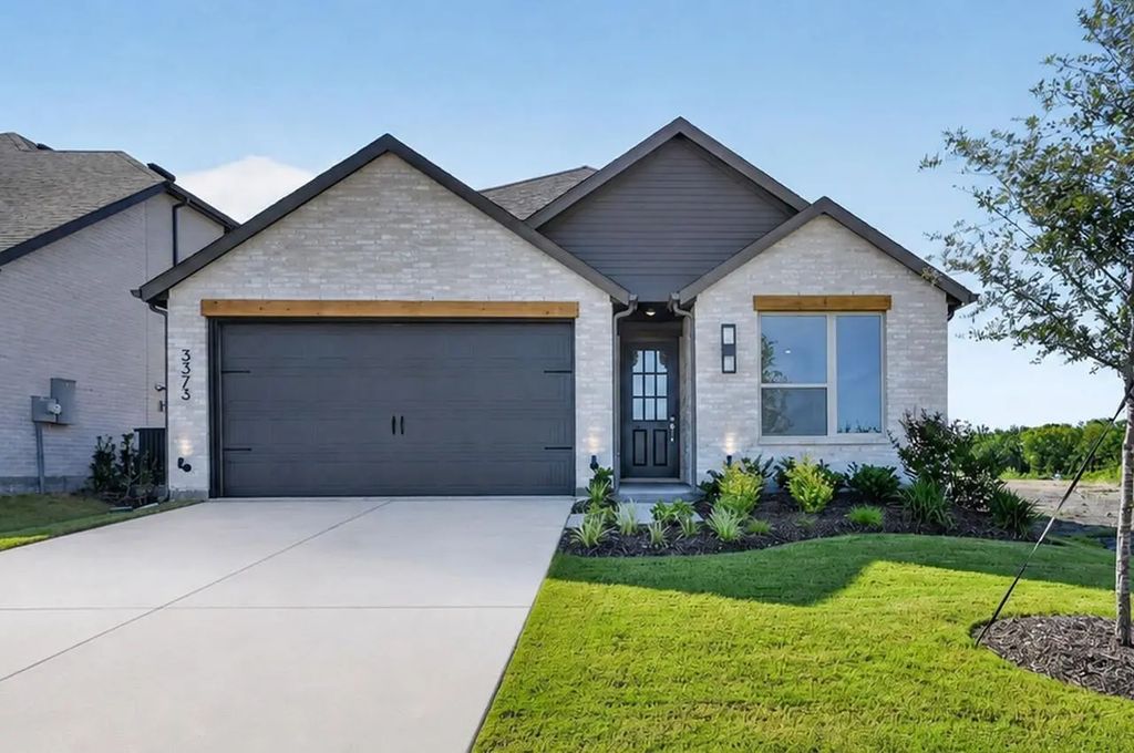3373 Big Buffalo Street, Forney