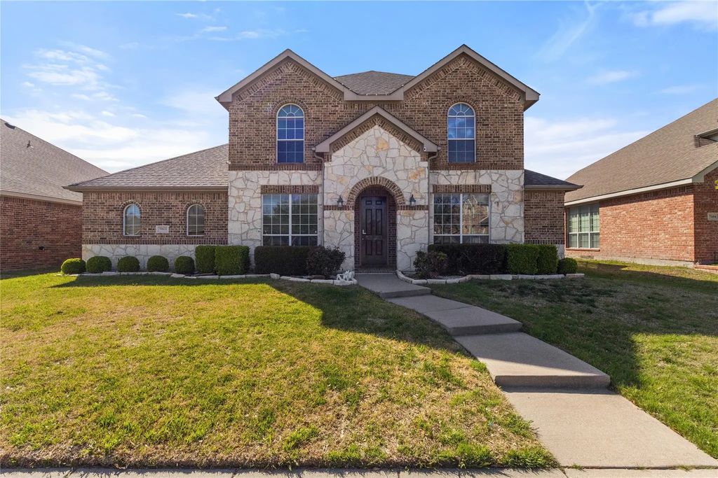 7013 Bickers Drive, Rowlett