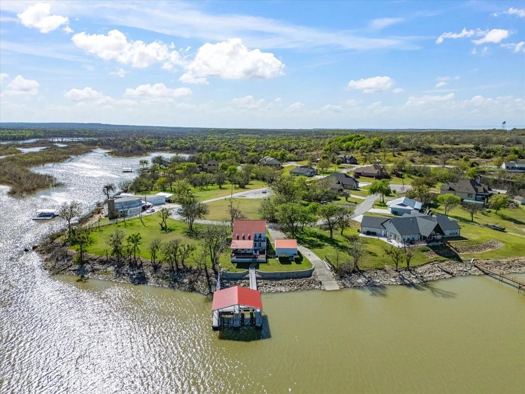 707 Marco Drive, Runaway Bay