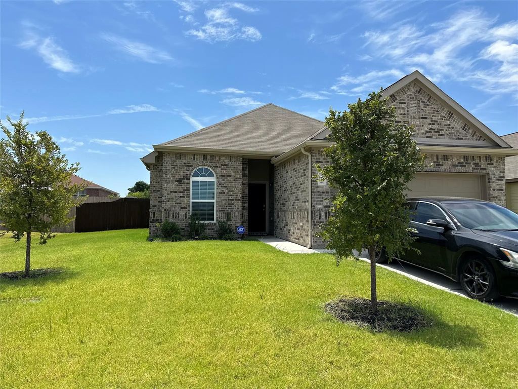 424 Livingston Drive, DeSoto