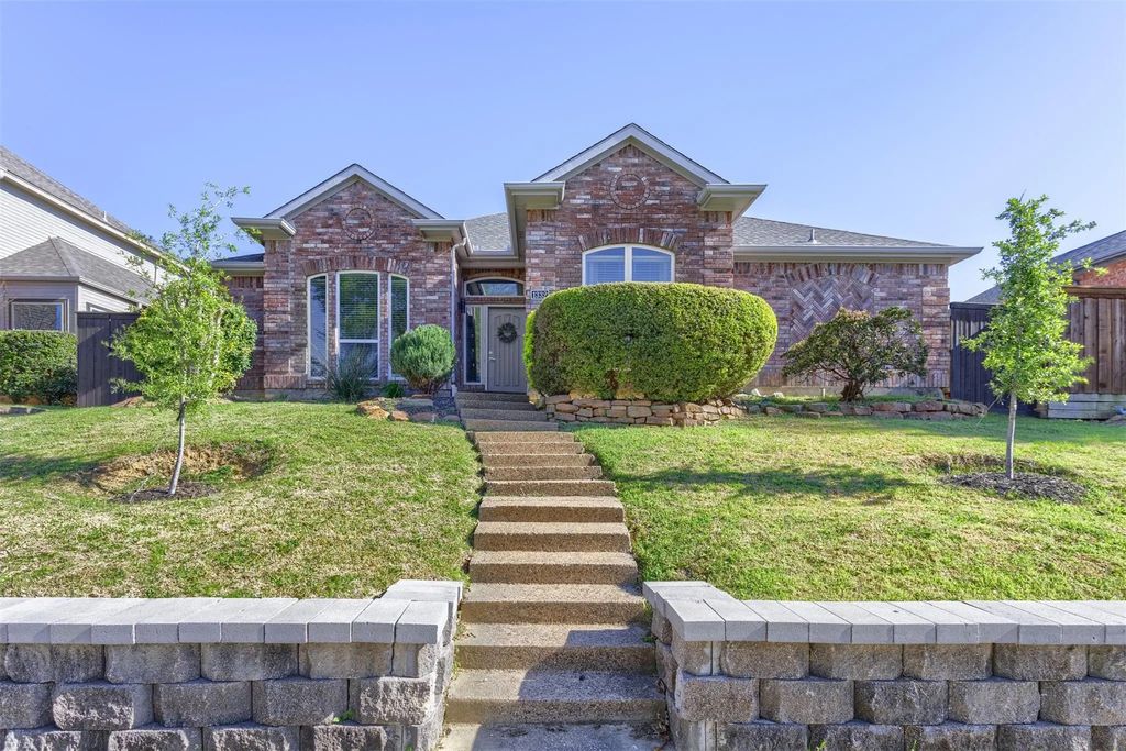 1332 Barclay Drive, Carrollton