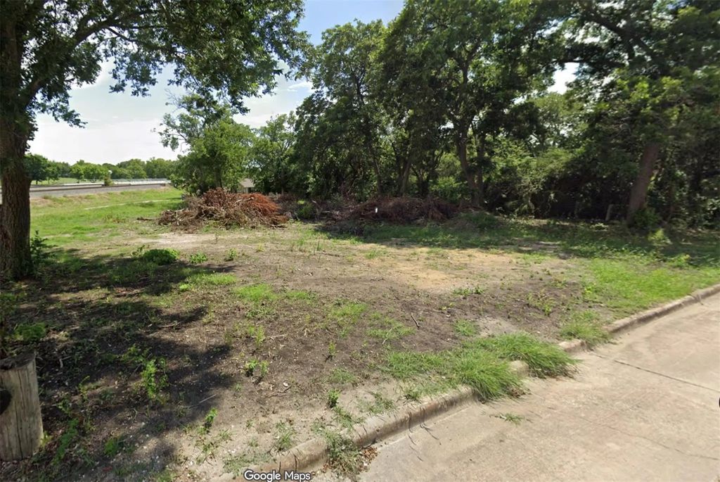201 Neathery Street, Farmersville