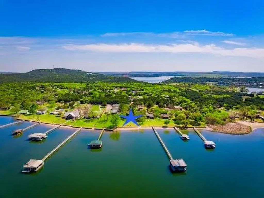 1957 Deer Trail Road, Possum Kingdom Lake