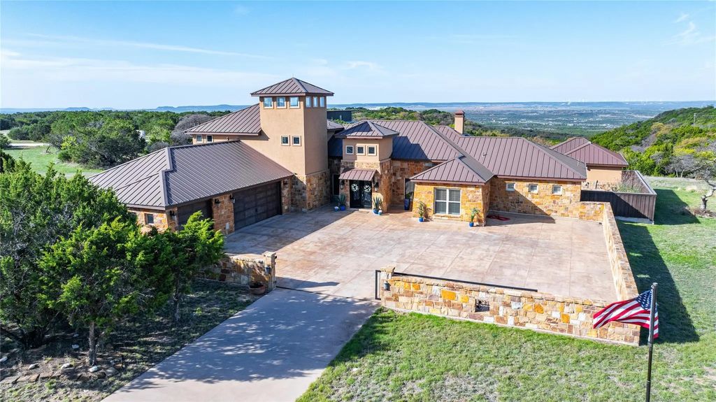 126 Phoenix Lane, Tuscola