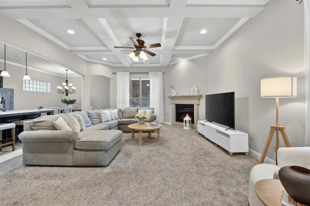2213 Leonardo Court, Plano