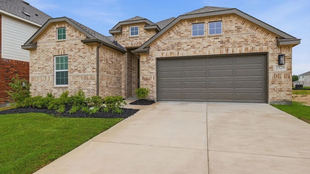 2529 Rivers West Road, Anna